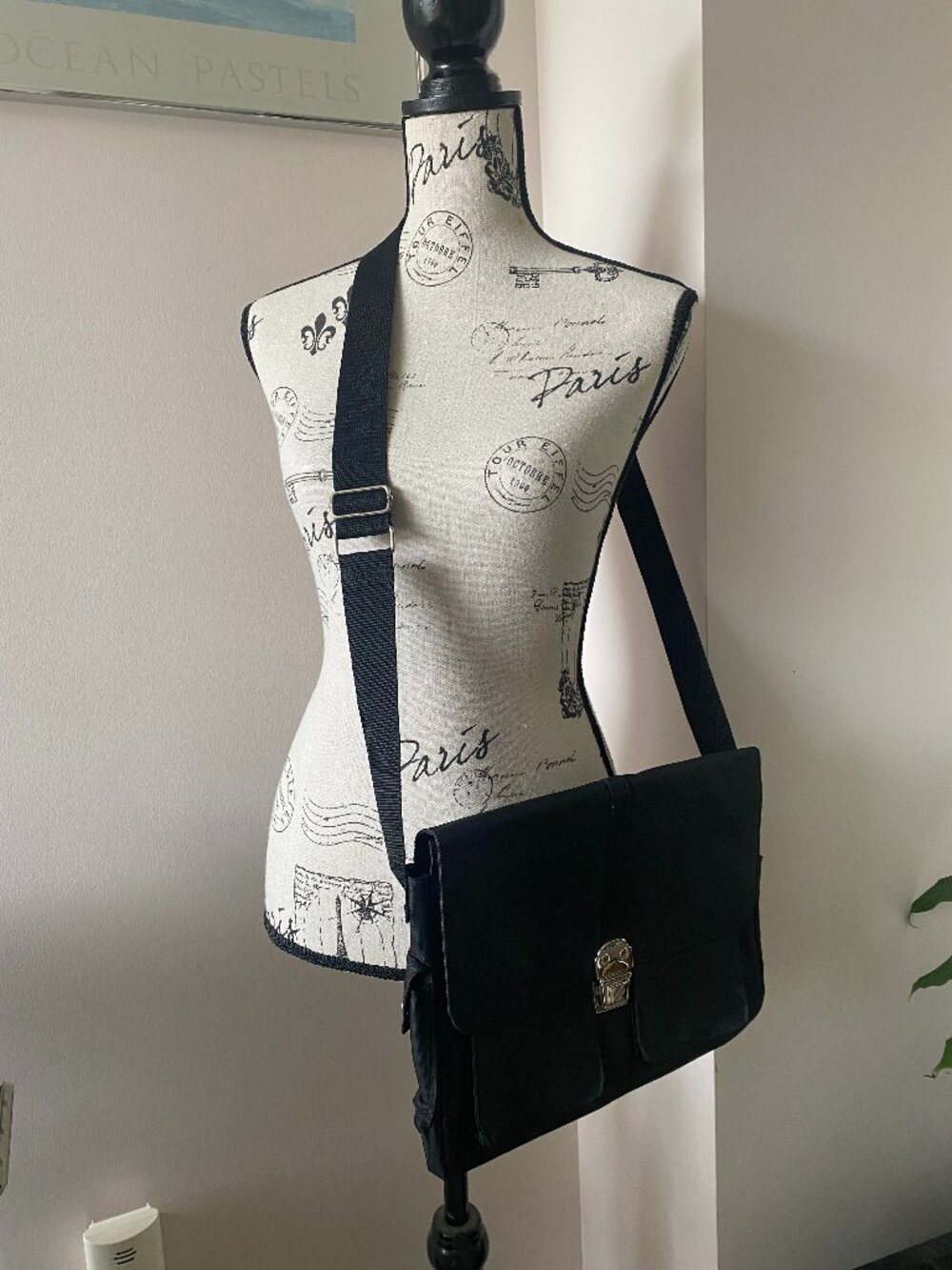 New Heavy Nylon Over The Shoulder Bag